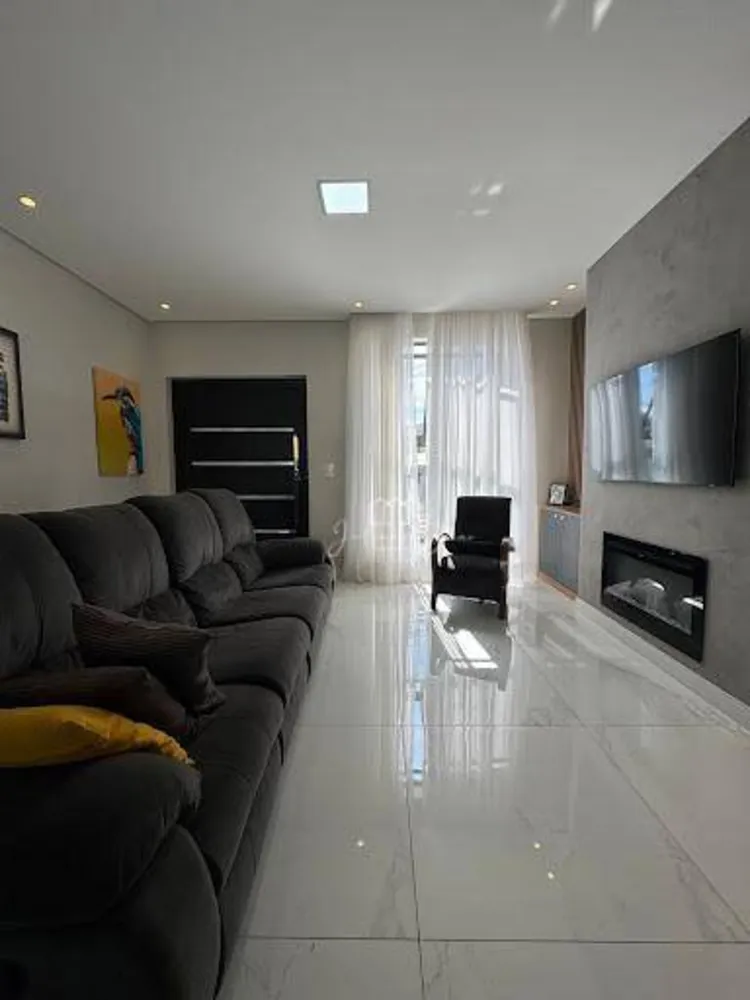 Sobrado, 4 quartos, 246 m² - Foto 9