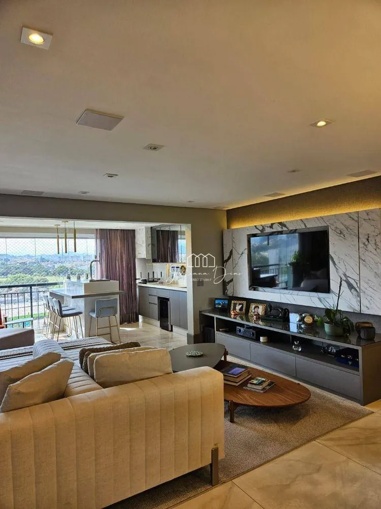 Apartamento, 3 quartos, 154 m² - Foto 1