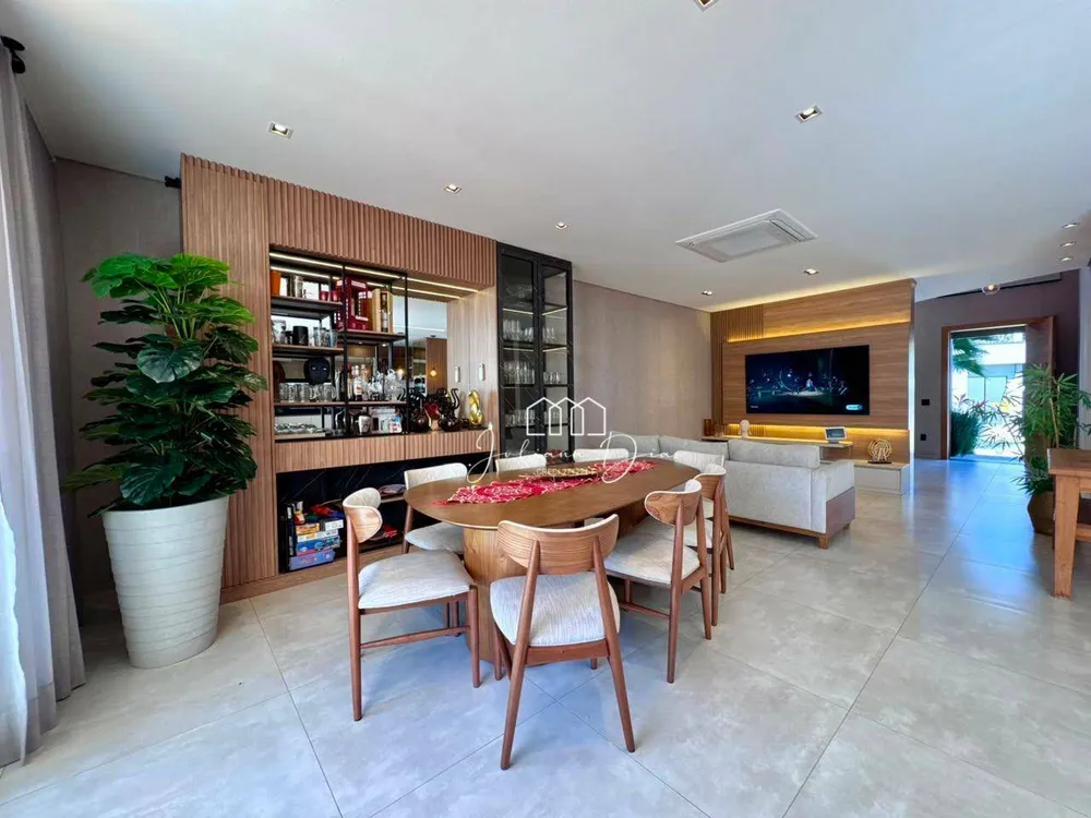Sobrado, 3 quartos, 273 m² - Foto 3