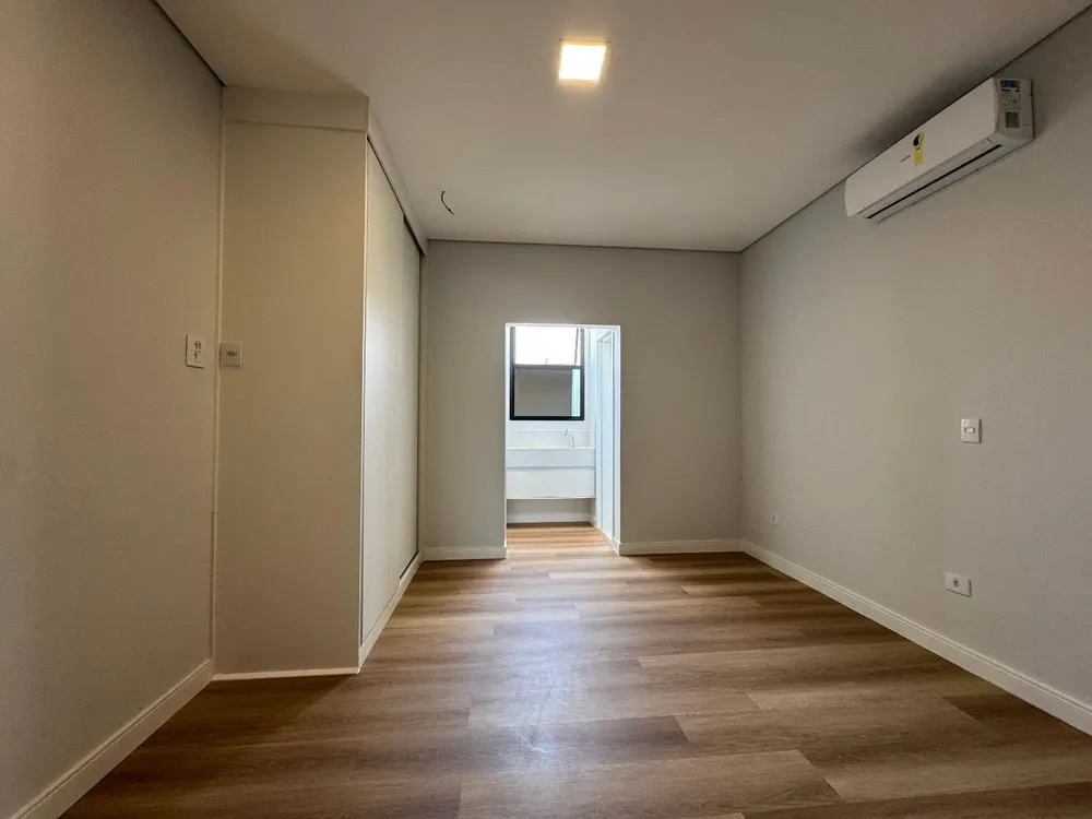 Sobrado, 5 quartos, 347 m² - Foto 4