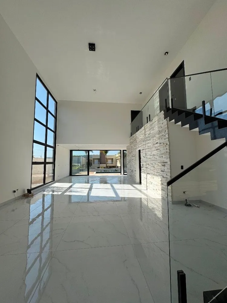 Sobrado, 4 quartos, 300 m² - Foto 1