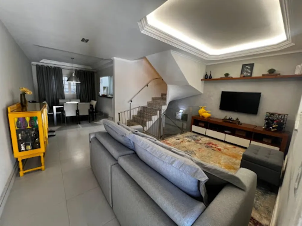 Sobrado, 3 quartos, 175 m² - Foto 1