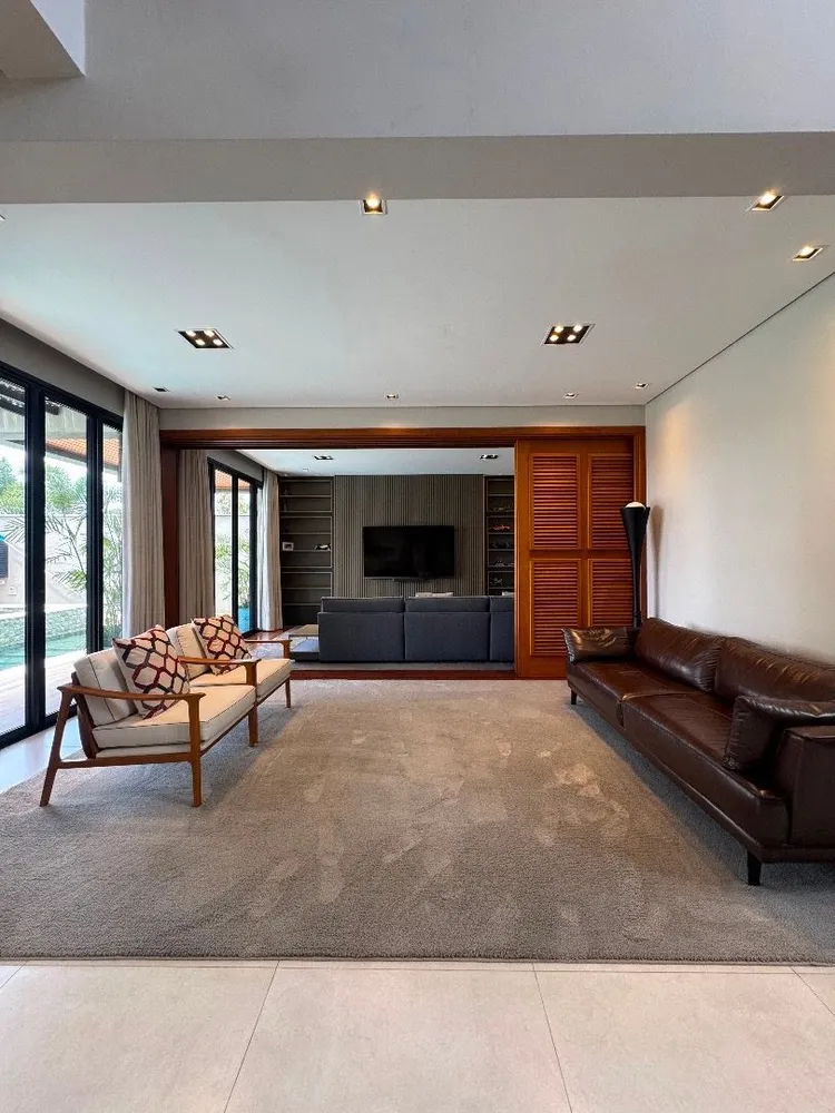 Sobrado, 5 quartos, 475 m² - Foto 1