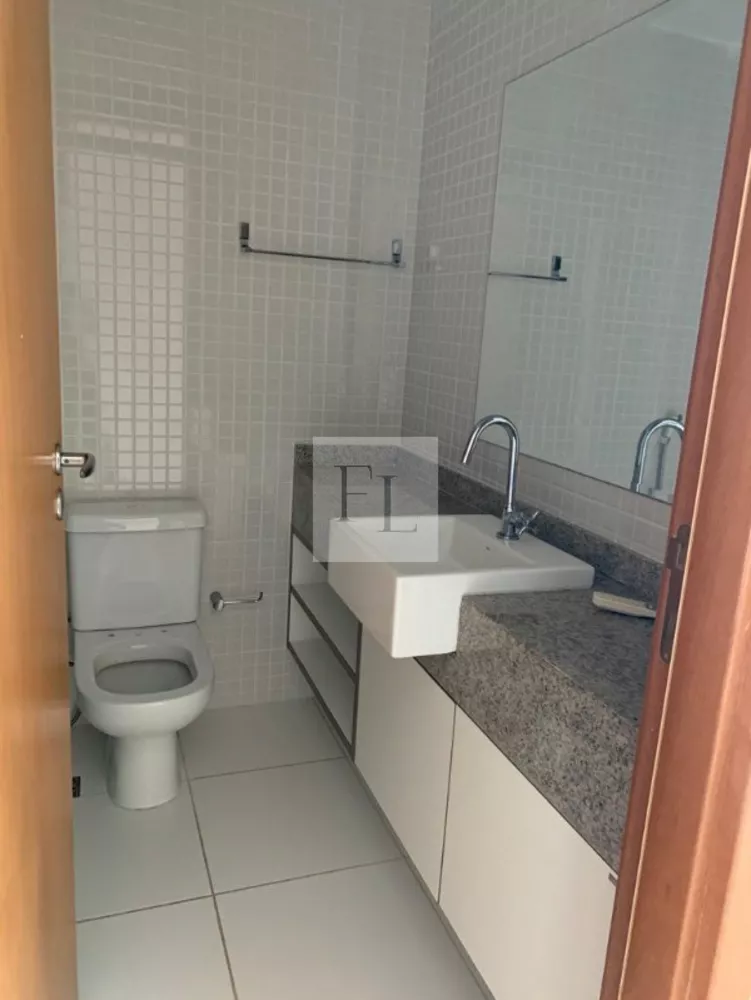 Apartamento à venda com 4 quartos, 238m² - Foto 3