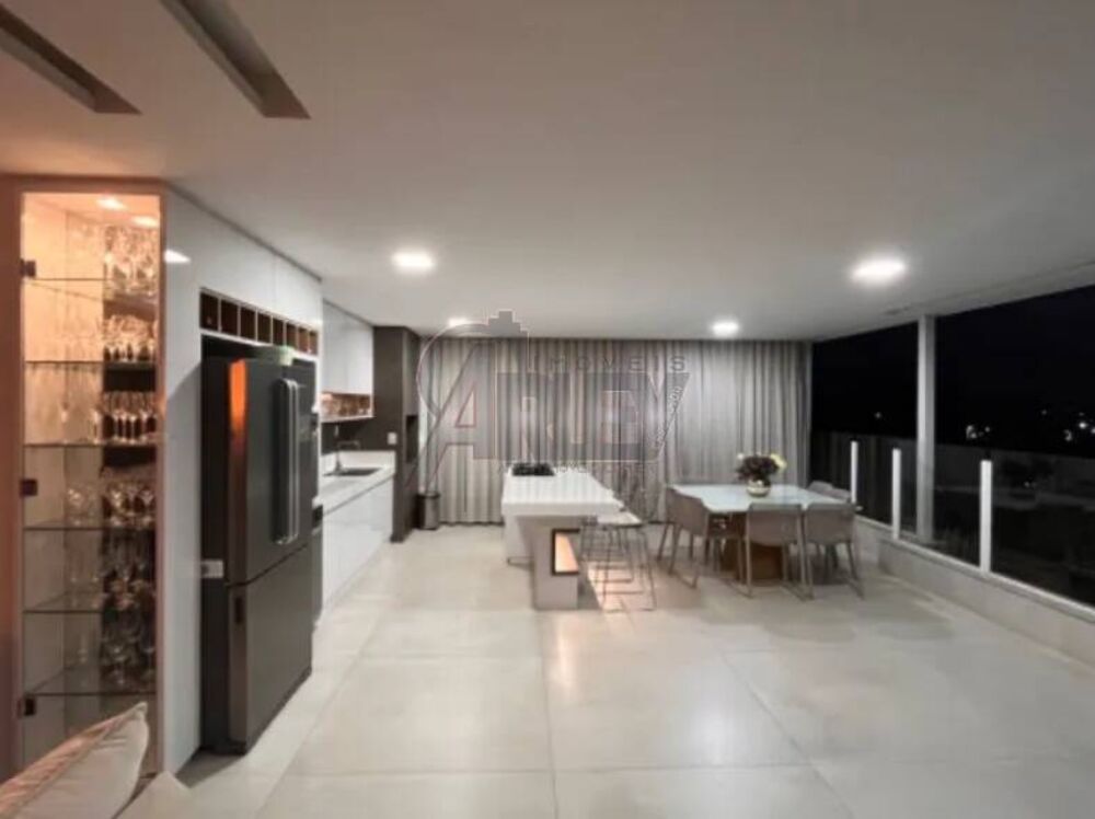Apartamento à venda com 3 quartos, 92m² - Foto 1
