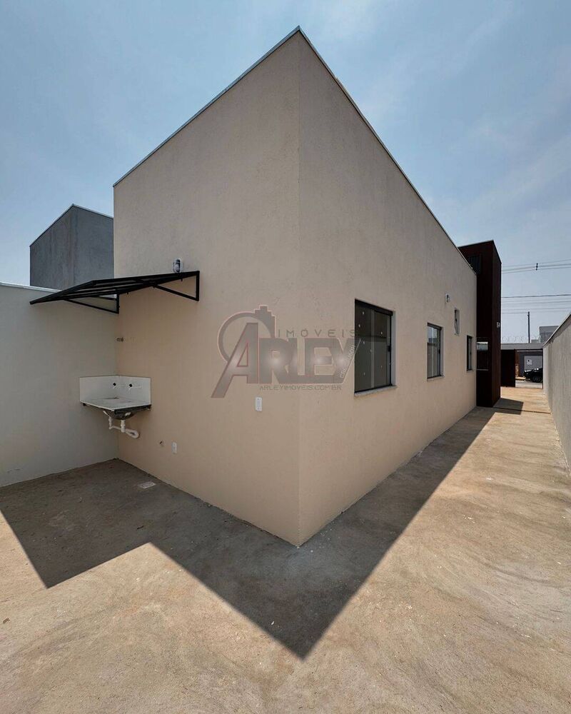 Casa à venda com 3 quartos, 50m² - Foto 3
