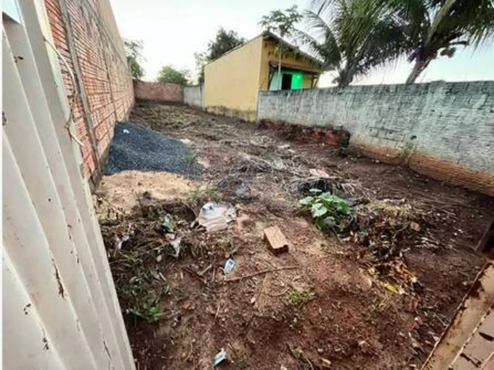 Terreno, 180 m² - Foto 1