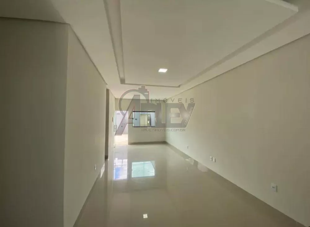 Casa à venda com 3 quartos, 140m² - Foto 2