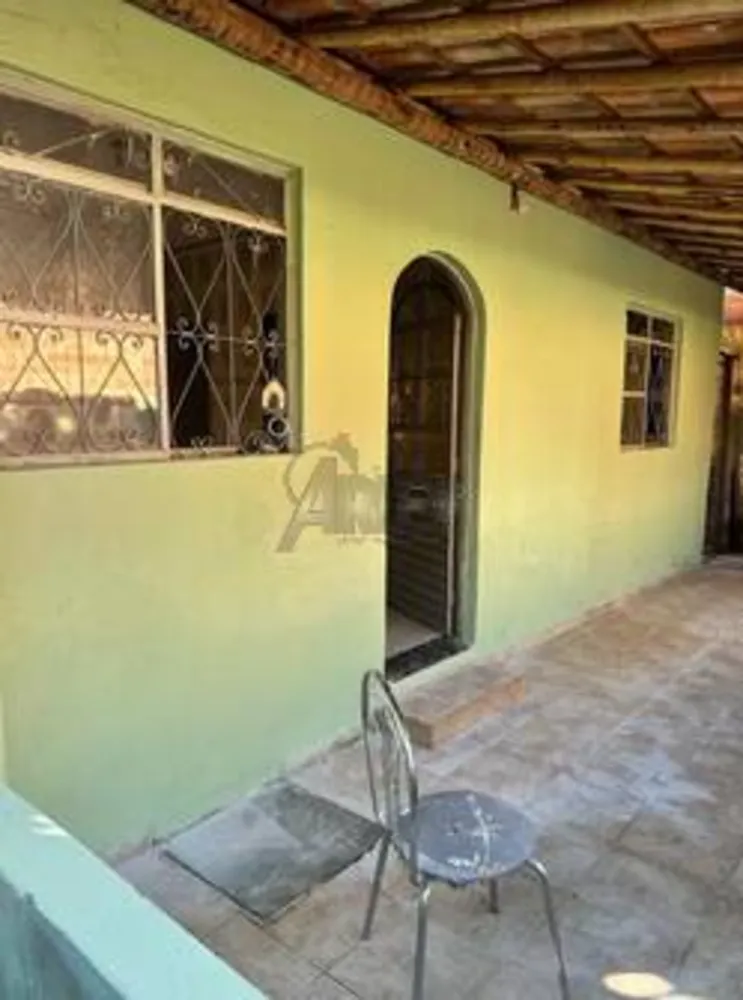 Casa, 3 quartos, 200 m² - Foto 1