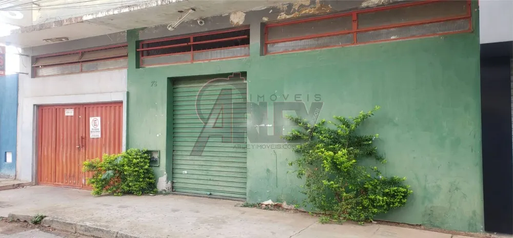 Prédio Inteiro - Foto 1