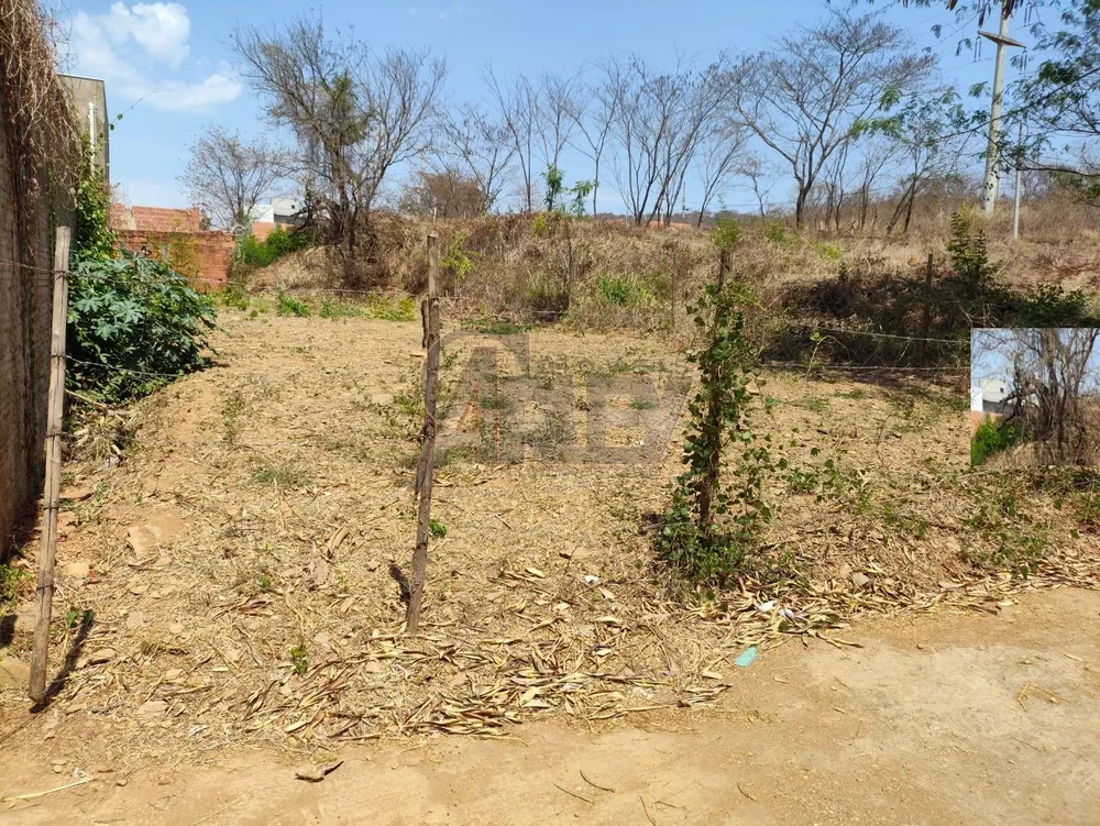 Terreno, 300 m² - Foto 2
