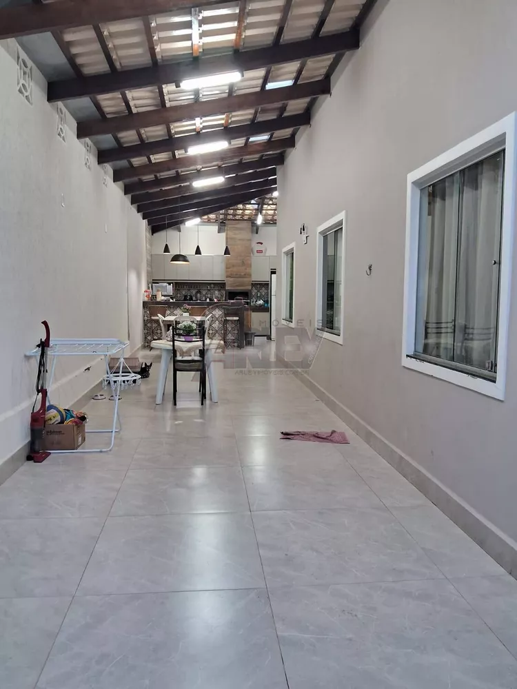 Casa à venda com 3 quartos, 150m² - Foto 4