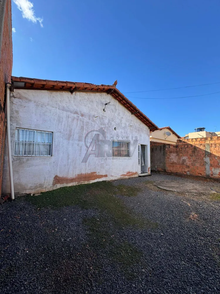 Casa, 3 quartos - Foto 1