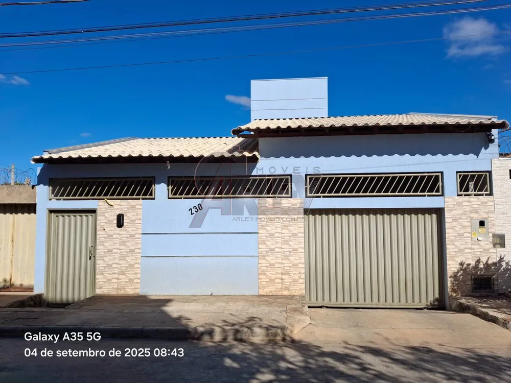 Casa, 4 quartos, 180 m² - Foto 1