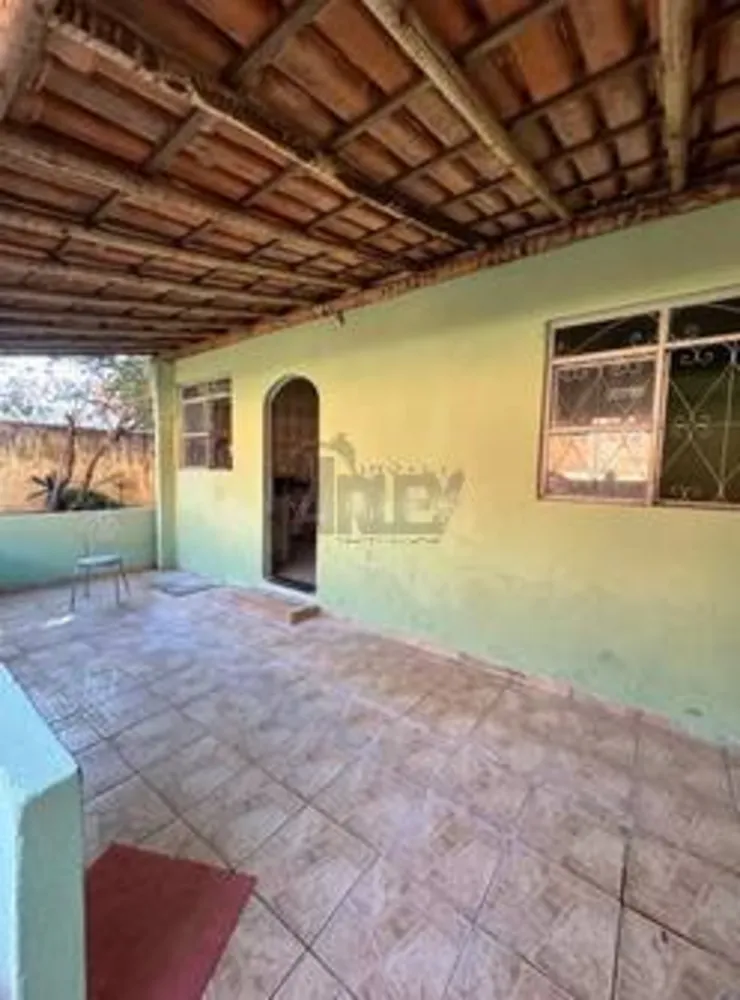 Casa, 3 quartos, 200 m² - Foto 2