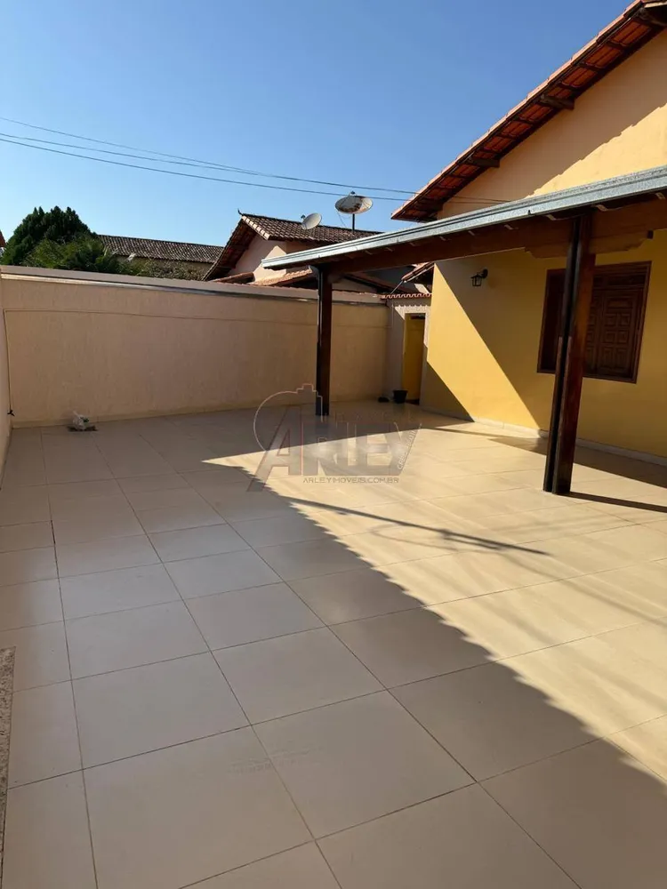 Casa, 5 quartos, 160 m² - Foto 1