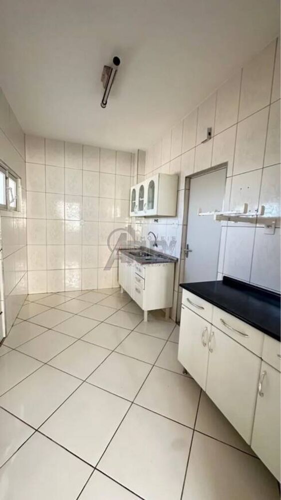 Apartamento à venda com 3 quartos - Foto 1