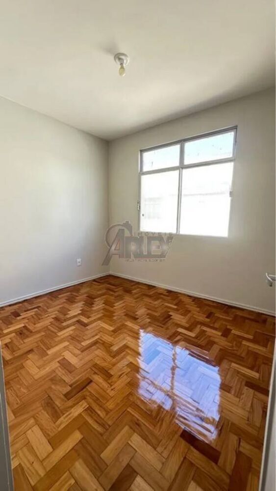 Apartamento à venda com 3 quartos - Foto 4