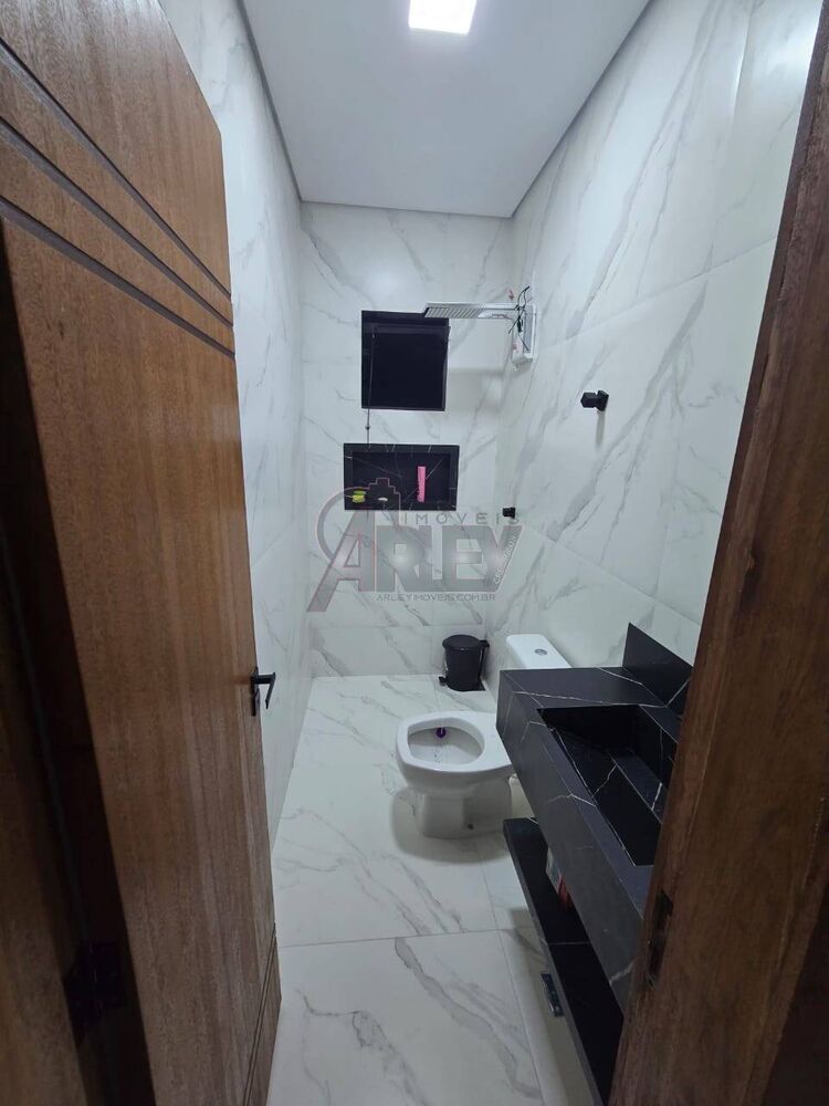 Casa à venda com 2 quartos, 100m² - Foto 3