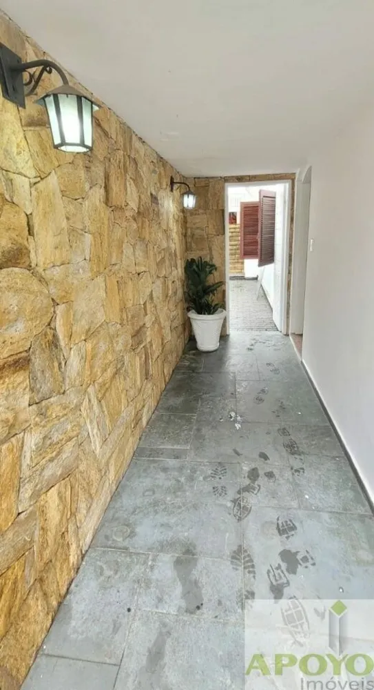 Casa, 3 quartos, 216 m² - Foto 2