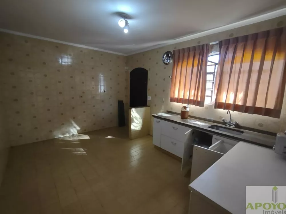 Casa à venda com 3 quartos, 174m² - Foto 6