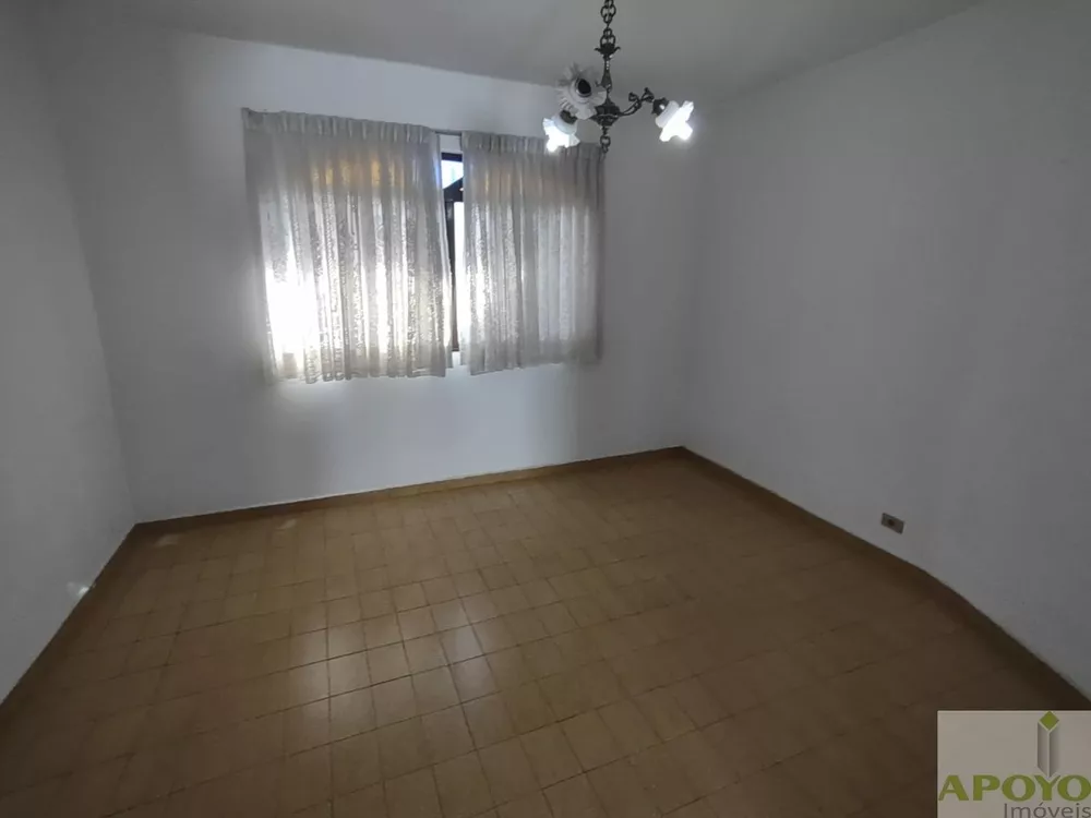 Casa à venda com 3 quartos, 174m² - Foto 3