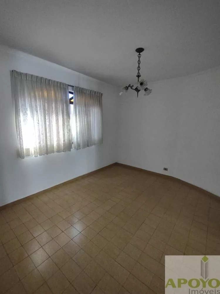 Casa à venda com 3 quartos, 174m² - Foto 4