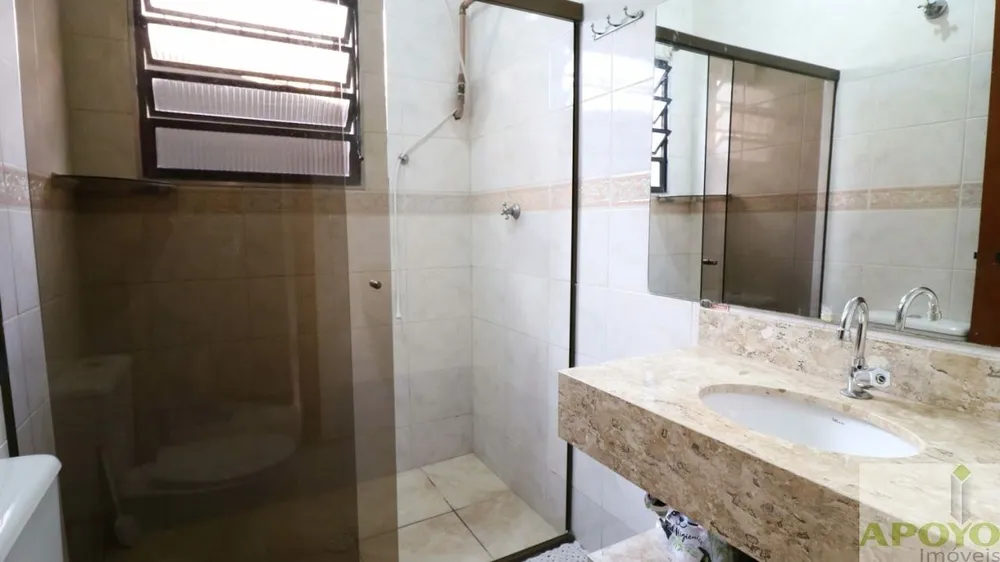 Casa, 3 quartos, 218 m² - Foto 4