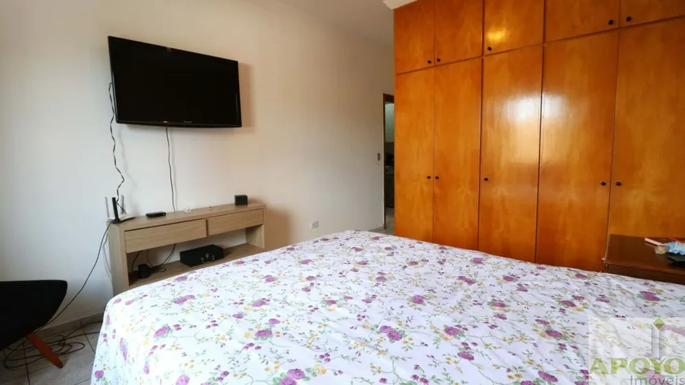 Casa, 3 quartos, 218 m² - Foto 2