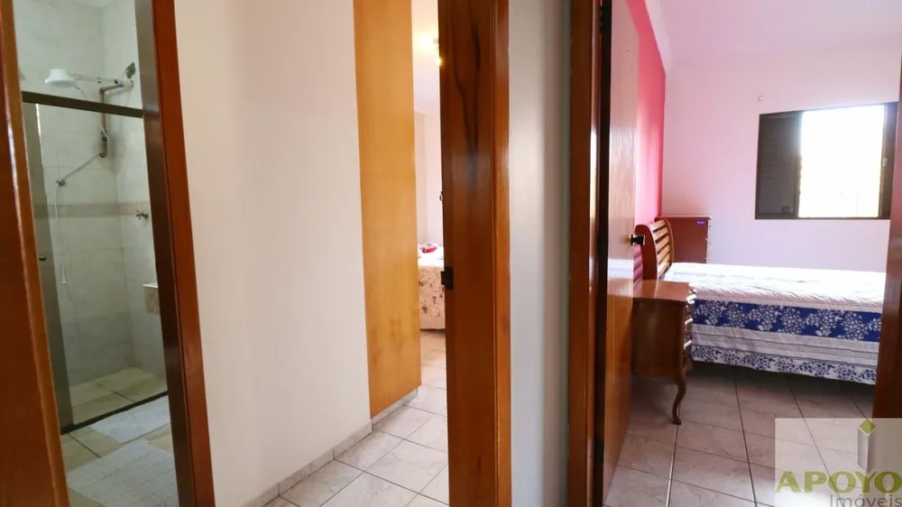 Casa, 3 quartos, 218 m² - Foto 9