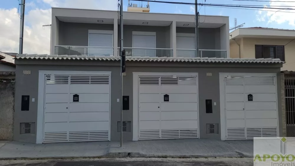 Casa à venda com 3 quartos, 104m² - Foto 1