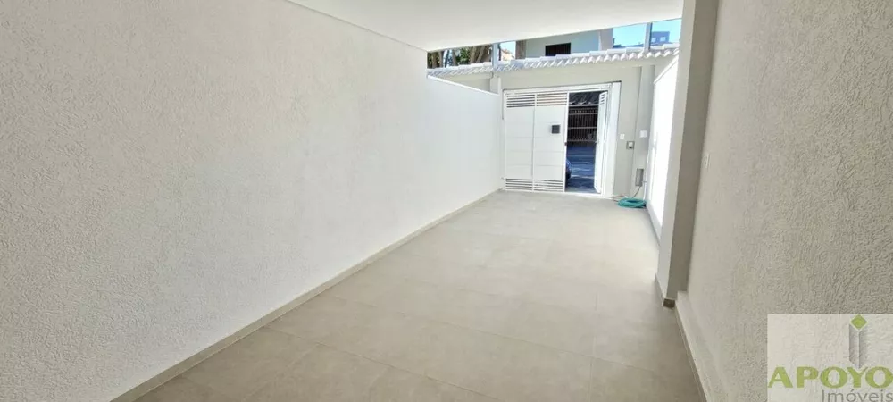 Casa à venda com 3 quartos, 104m² - Foto 5