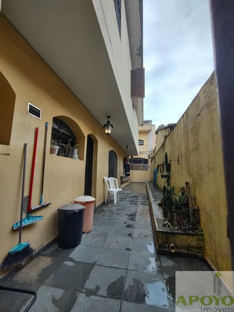 Casa, 5 quartos, 250 m² - Foto 12
