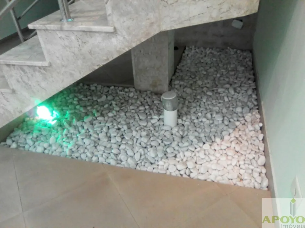 Casa, 3 quartos, 239 m² - Foto 13