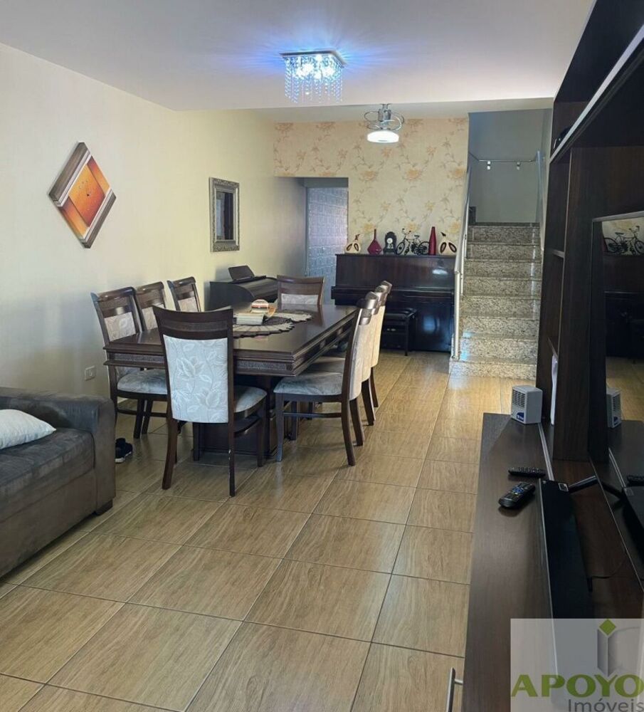 Casa, 3 quartos, 161 m² - Foto 1