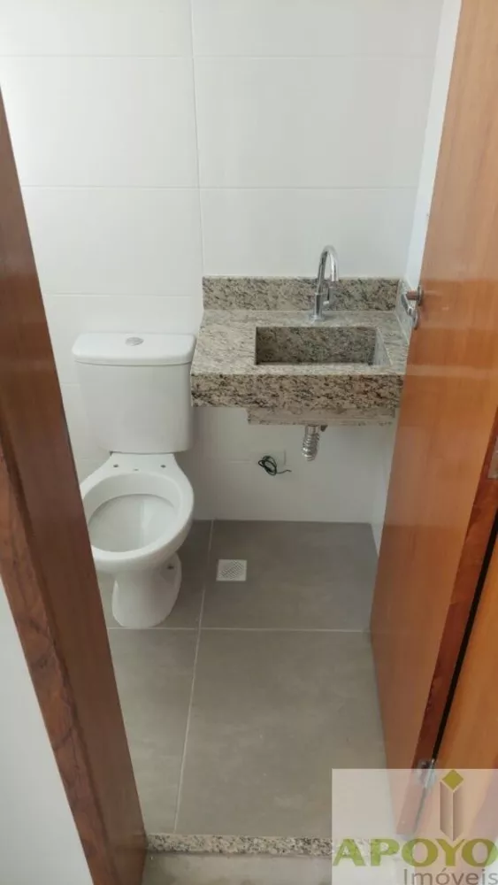 Casa à venda com 3 quartos, 90m² - Foto 10