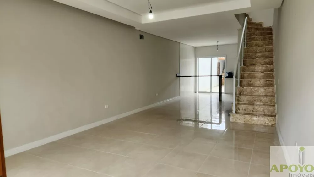 Casa à venda com 3 quartos, 115m² - Foto 3