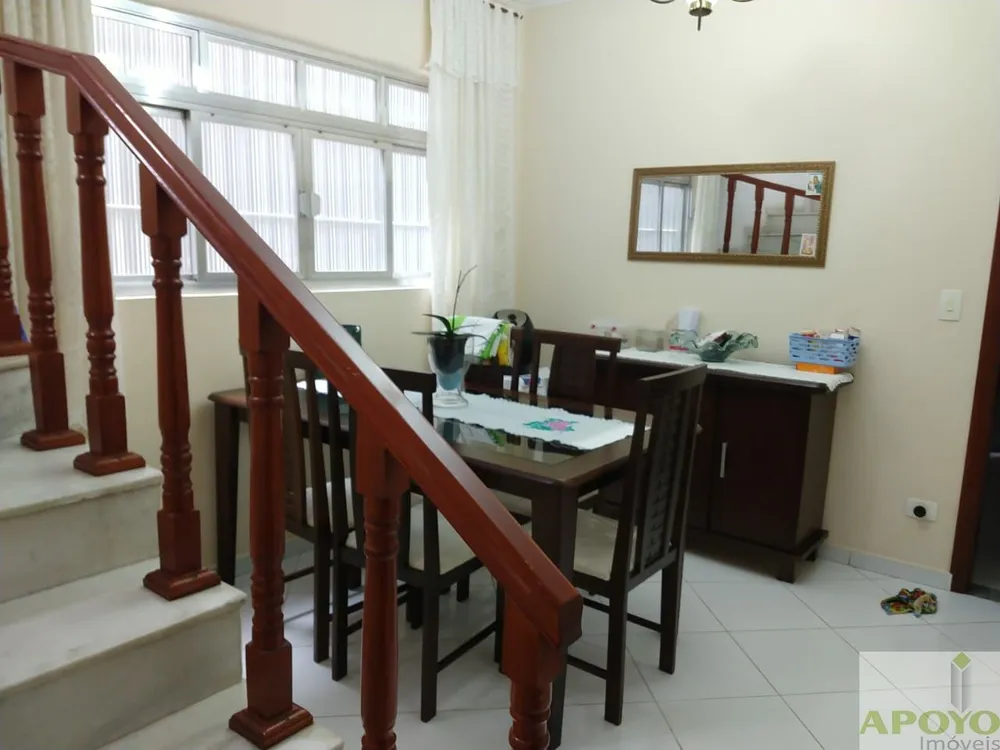 Casa, 3 quartos, 167 m² - Foto 2