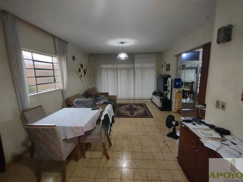 Casa, 3 quartos, 274 m² - Foto 4