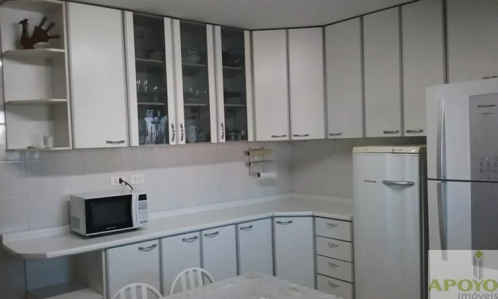 Apartamento à venda com 4 quartos, 210m² - Foto 7