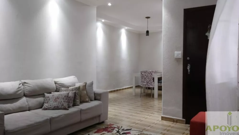 Casa à venda com 3 quartos, 134m² - Foto 2