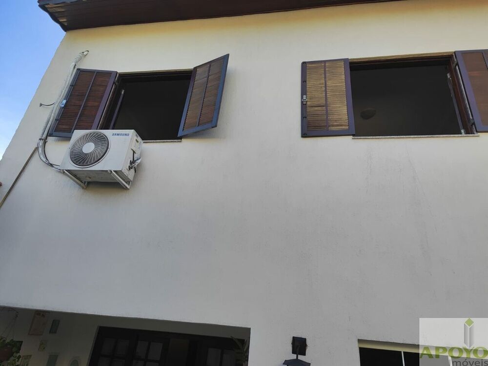 Casa, 3 quartos, 220 m² - Foto 3