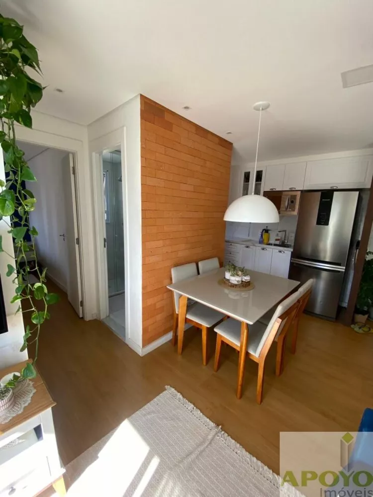 Apartamento à venda com 2 quartos, 42m² - Foto 9