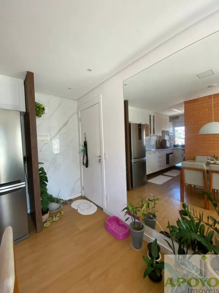 Apartamento à venda com 2 quartos, 42m² - Foto 12