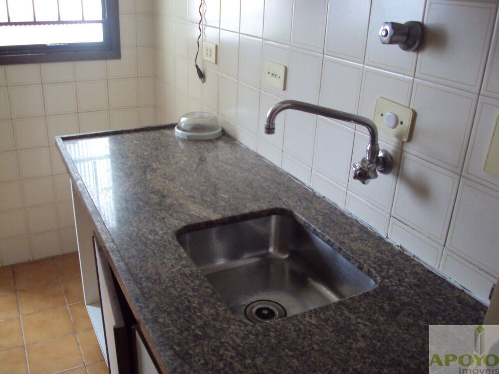 Apartamento à venda com 2 quartos, 65m² - Foto 3