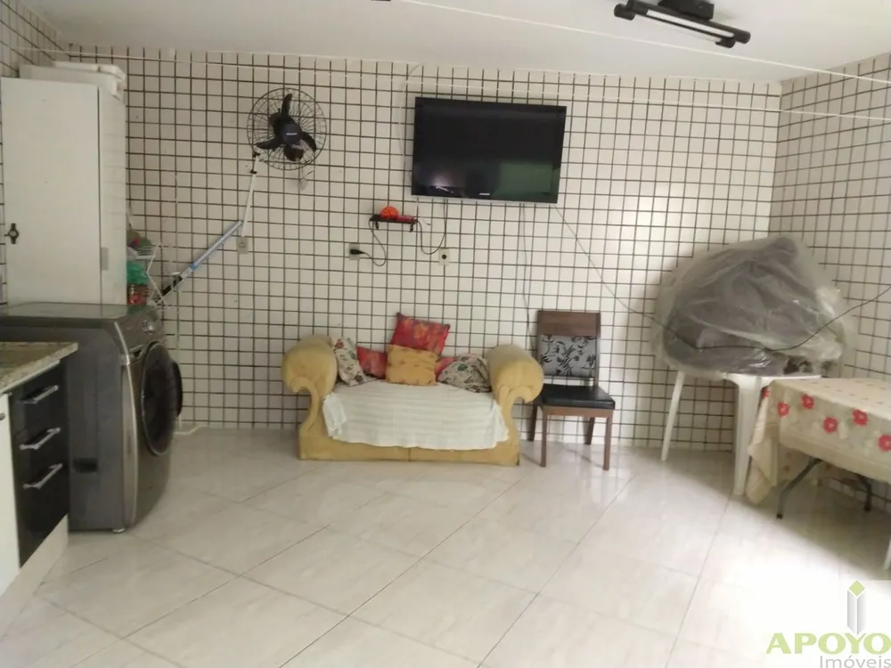 Casa, 4 quartos, 180 m² - Foto 1
