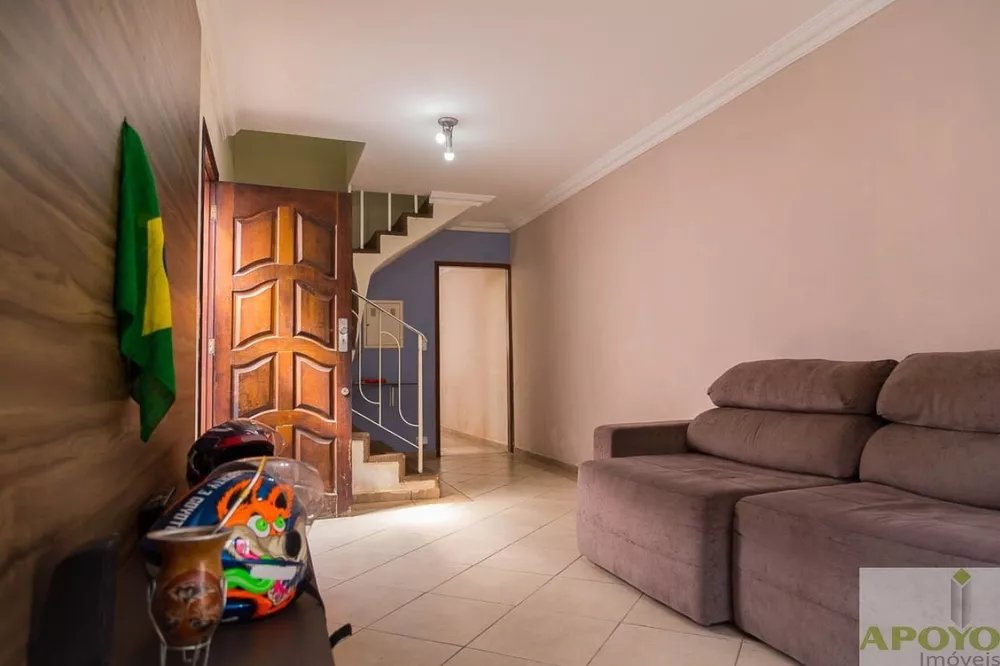 Casa à venda com 3 quartos, 200m² - Foto 4