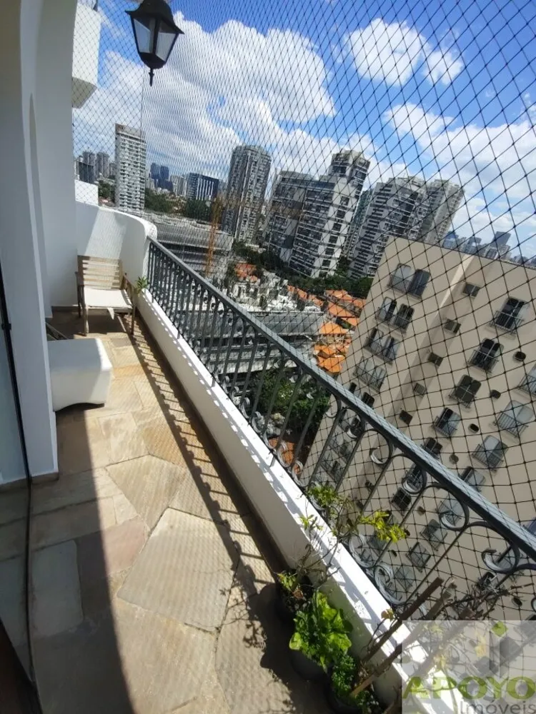 Apartamento, 3 quartos, 270 m² - Foto 2
