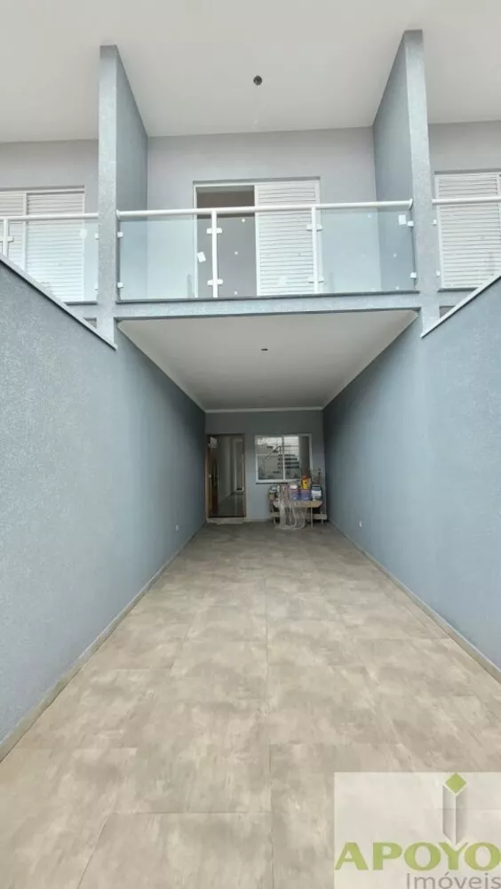 Casa à venda com 3 quartos, 110m² - Foto 2