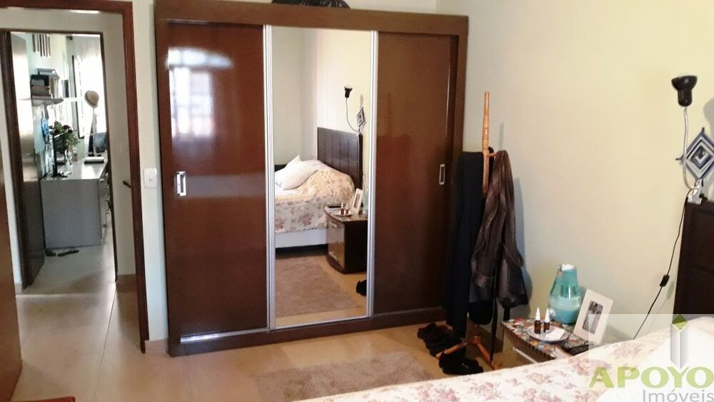 Casa, 4 quartos, 190 m² - Foto 2
